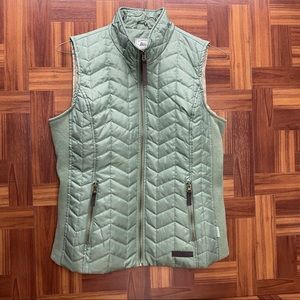 G. H. Bass & Co. light green vest size M